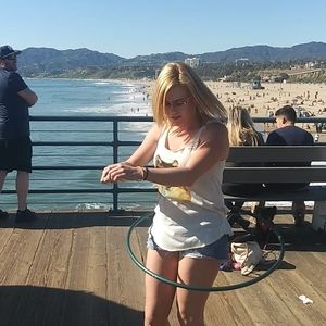 Meet your Posher, Dee